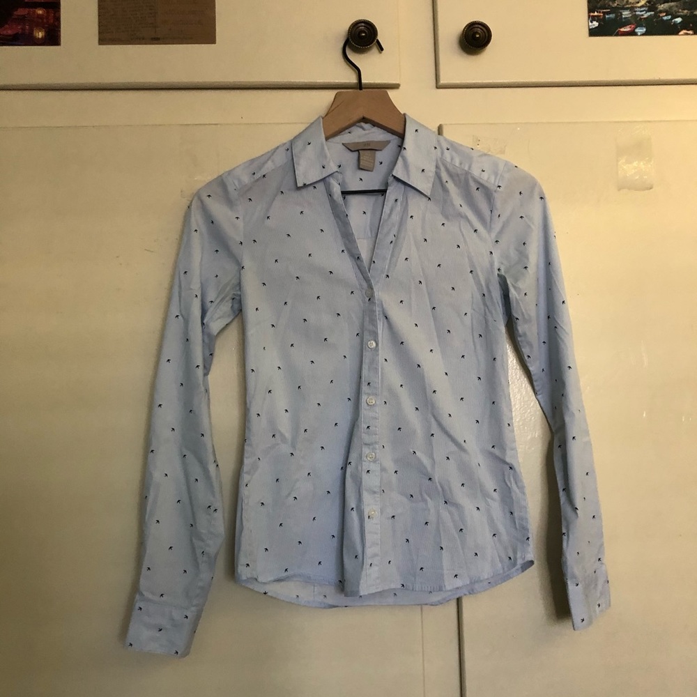 Fitted button-down with tiny birds